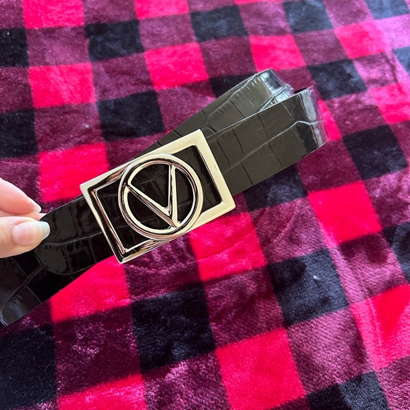 VALENTINO BY MARIO VALENTINOPierre Croc-Embossed Leather Belt